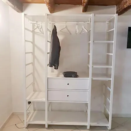 Charming In With Parking Included 48 M² Apartment